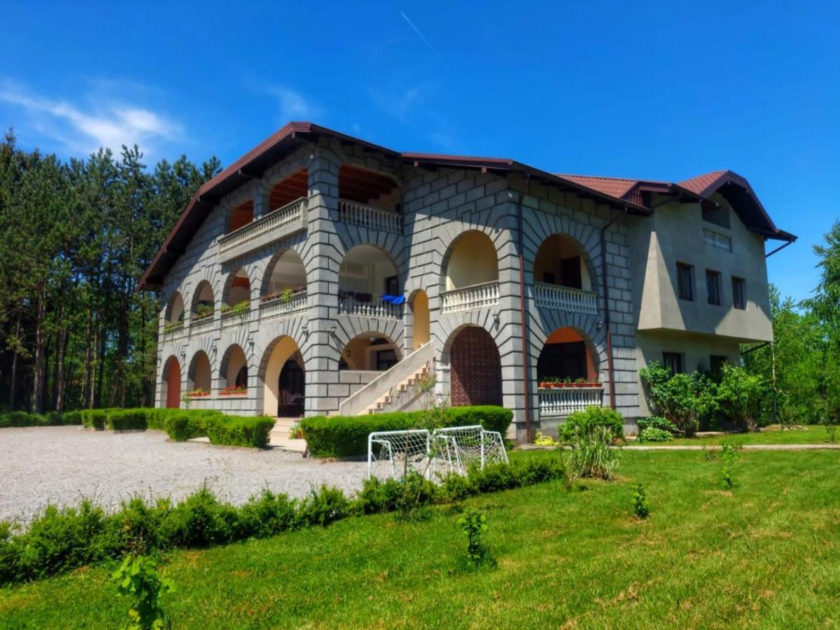 Vacation Home Keskic Velika Gata Eksteriør billede