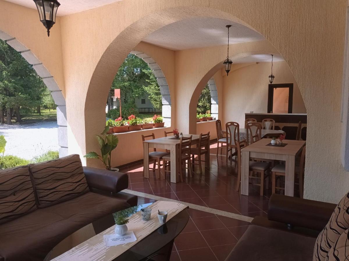 Vacation Home Keskic Velika Gata Eksteriør billede