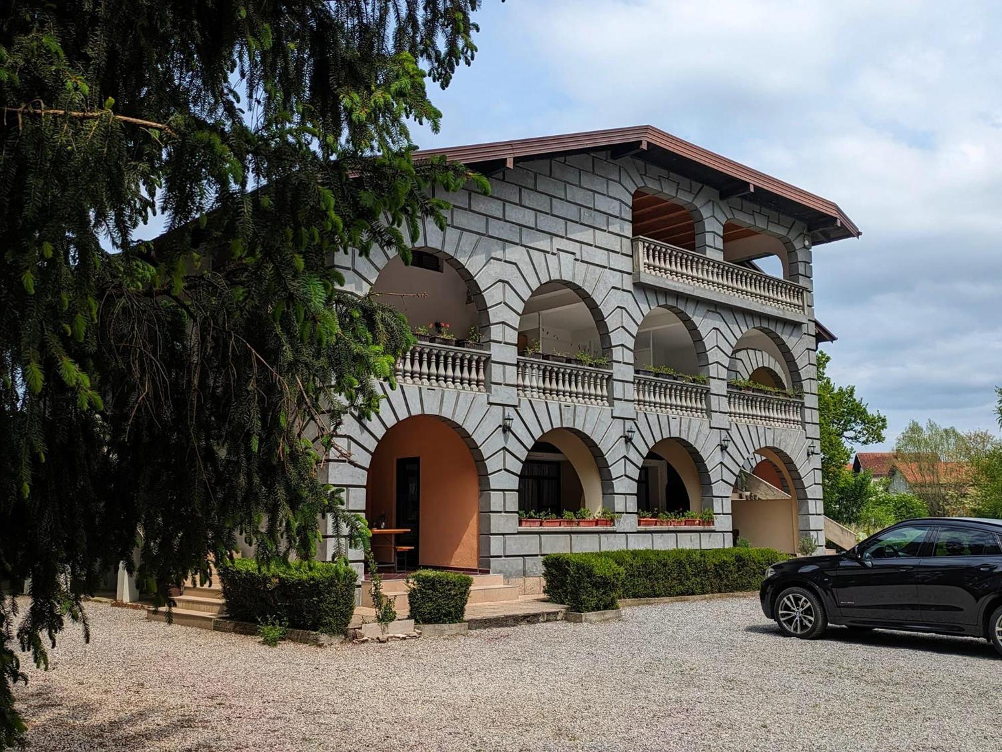 Vacation Home Keskic Velika Gata Eksteriør billede