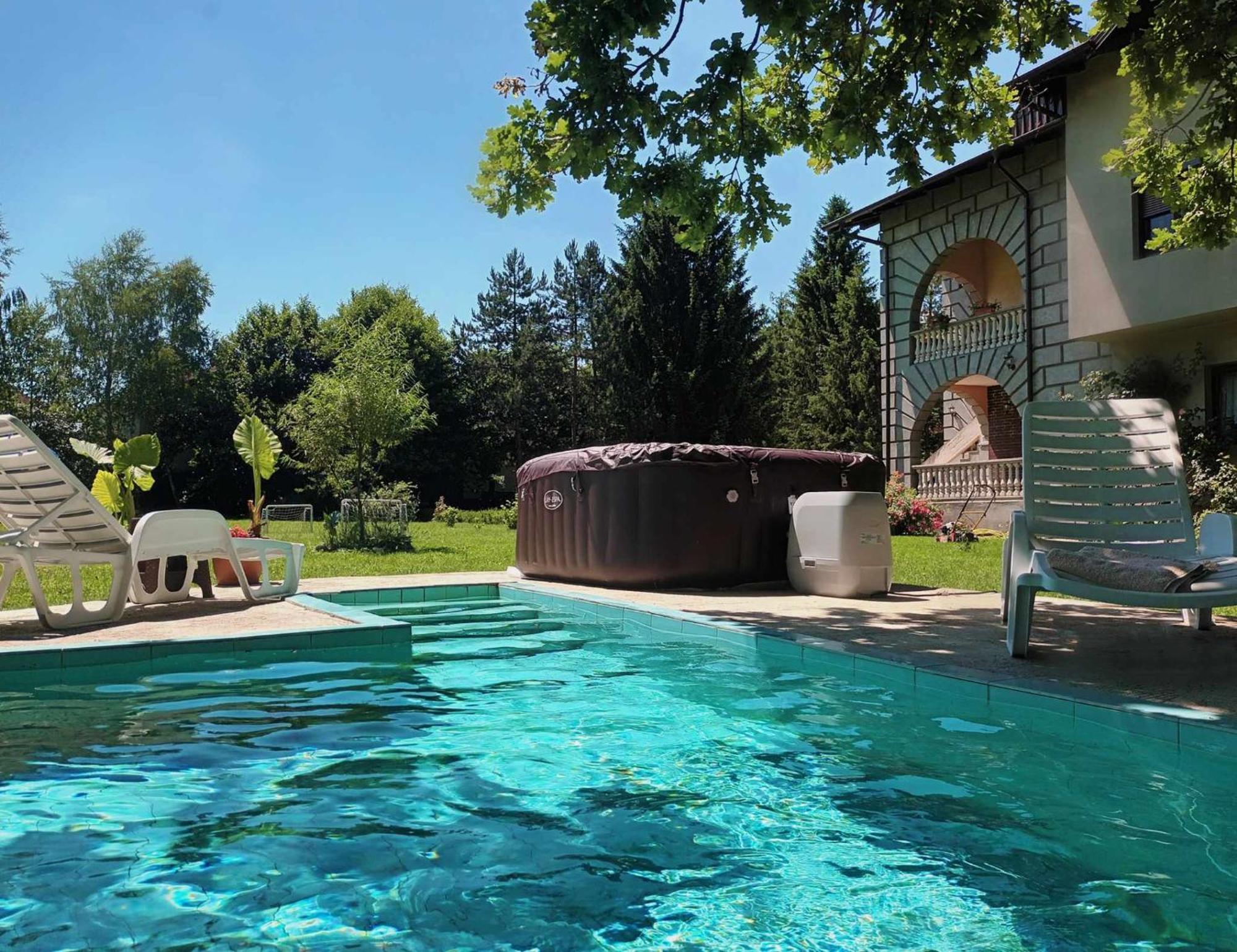 Vacation Home Keskic Velika Gata Eksteriør billede