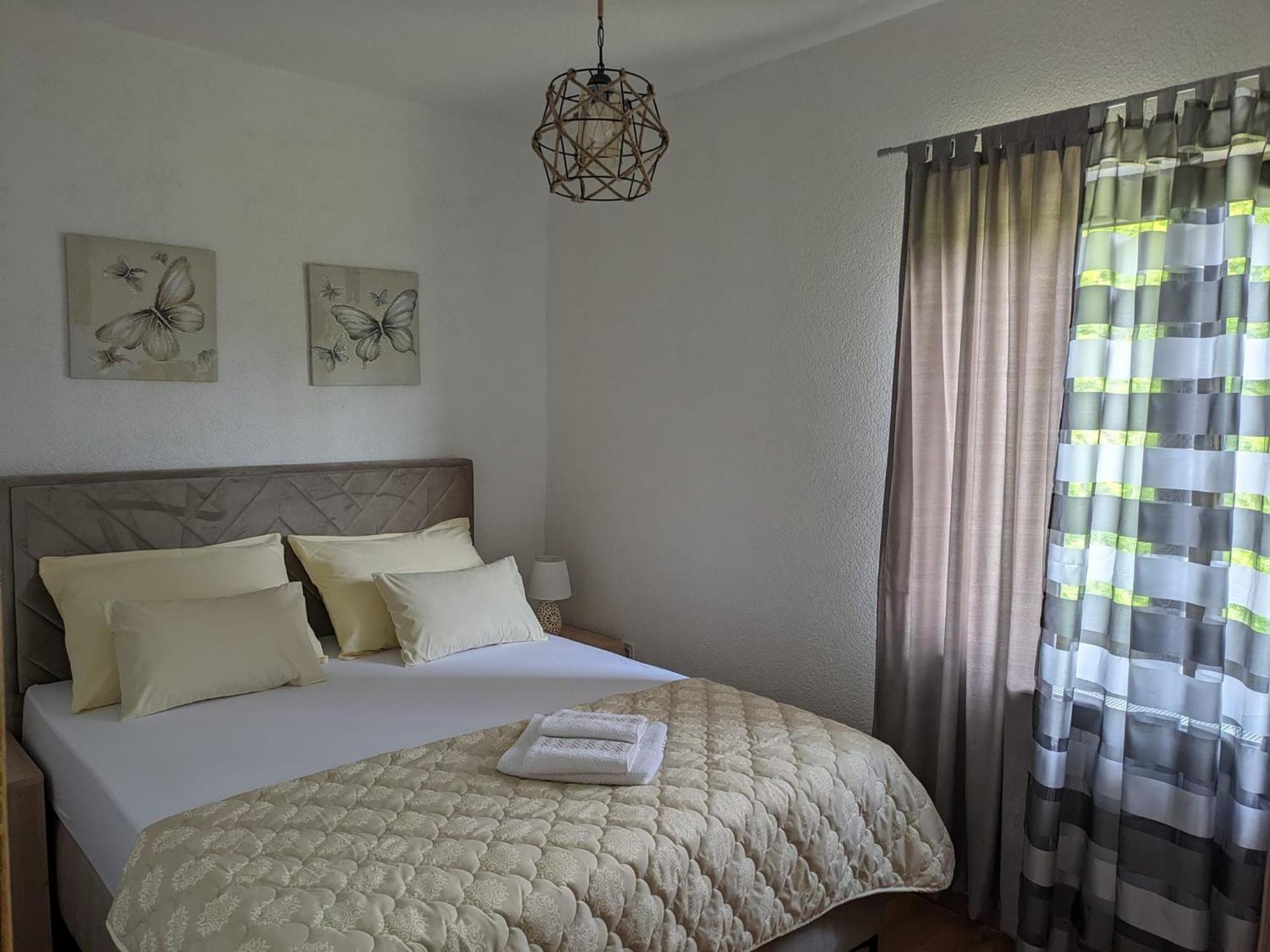 Vacation Home Keskic Velika Gata Eksteriør billede