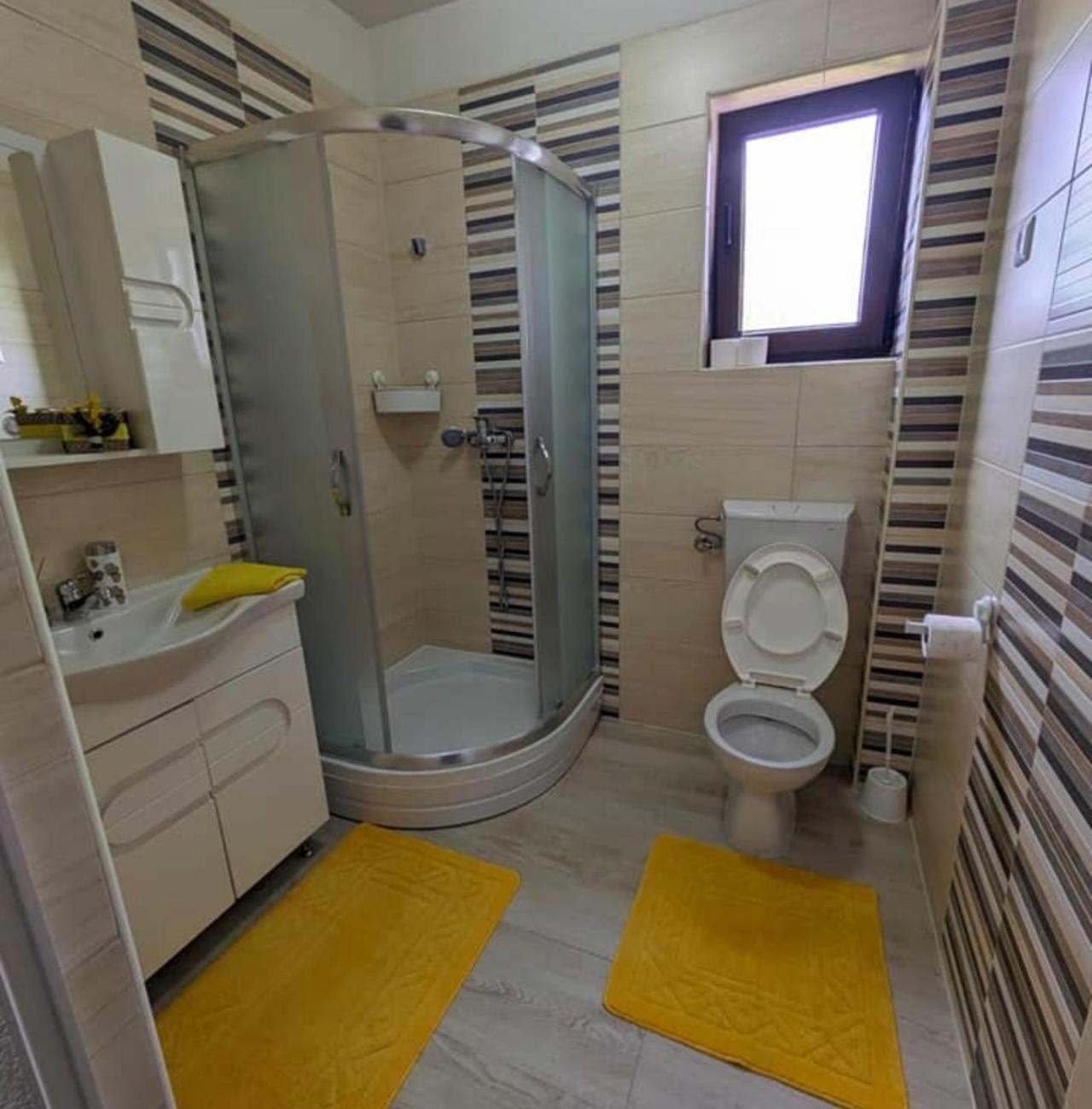 Vacation Home Keskic Velika Gata Eksteriør billede