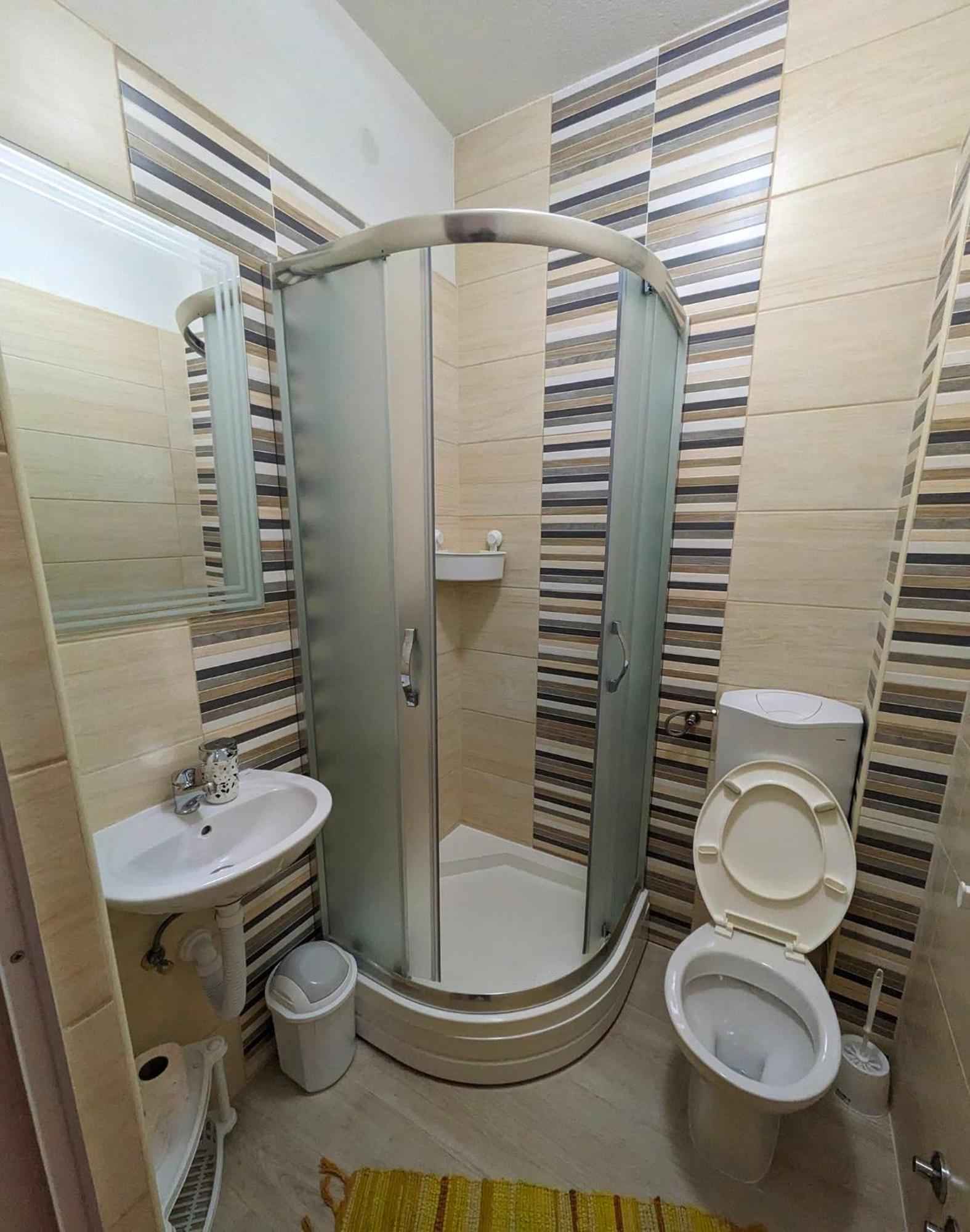 Vacation Home Keskic Velika Gata Eksteriør billede