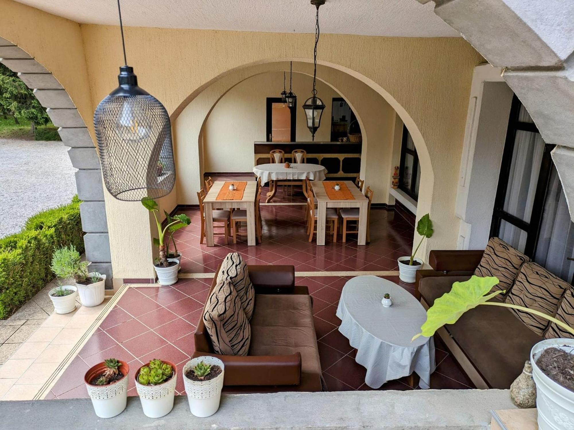Vacation Home Keskic Velika Gata Eksteriør billede