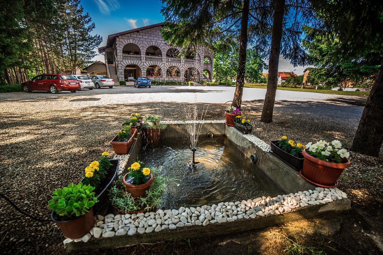 Vacation Home Keskic Velika Gata Eksteriør billede